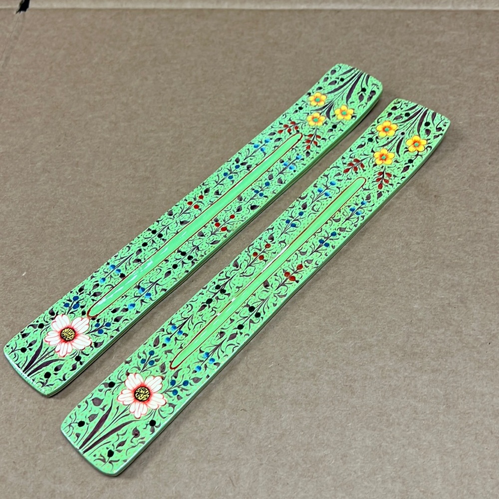 Floral incense burner